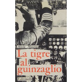 La tigre al guinzaglio